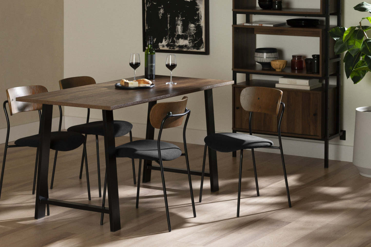 Hype Black Brown Dining Chair - Set of 2|Chaise de salle à manger Hype noire et brune - ensemble de 2