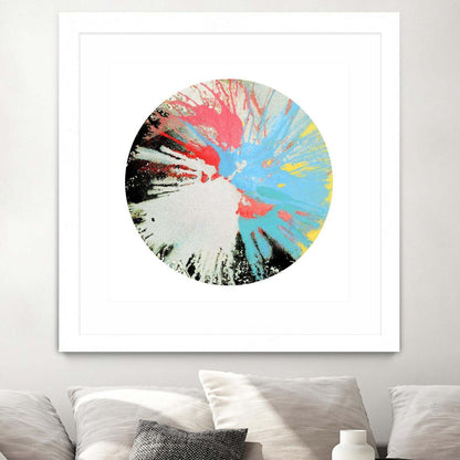 Spin Art 10 Matted and Framed White 36x36 Wall Art|Œuvre d'art murale imprimée blanche et mate « Spin Art 10 » 36 x 36