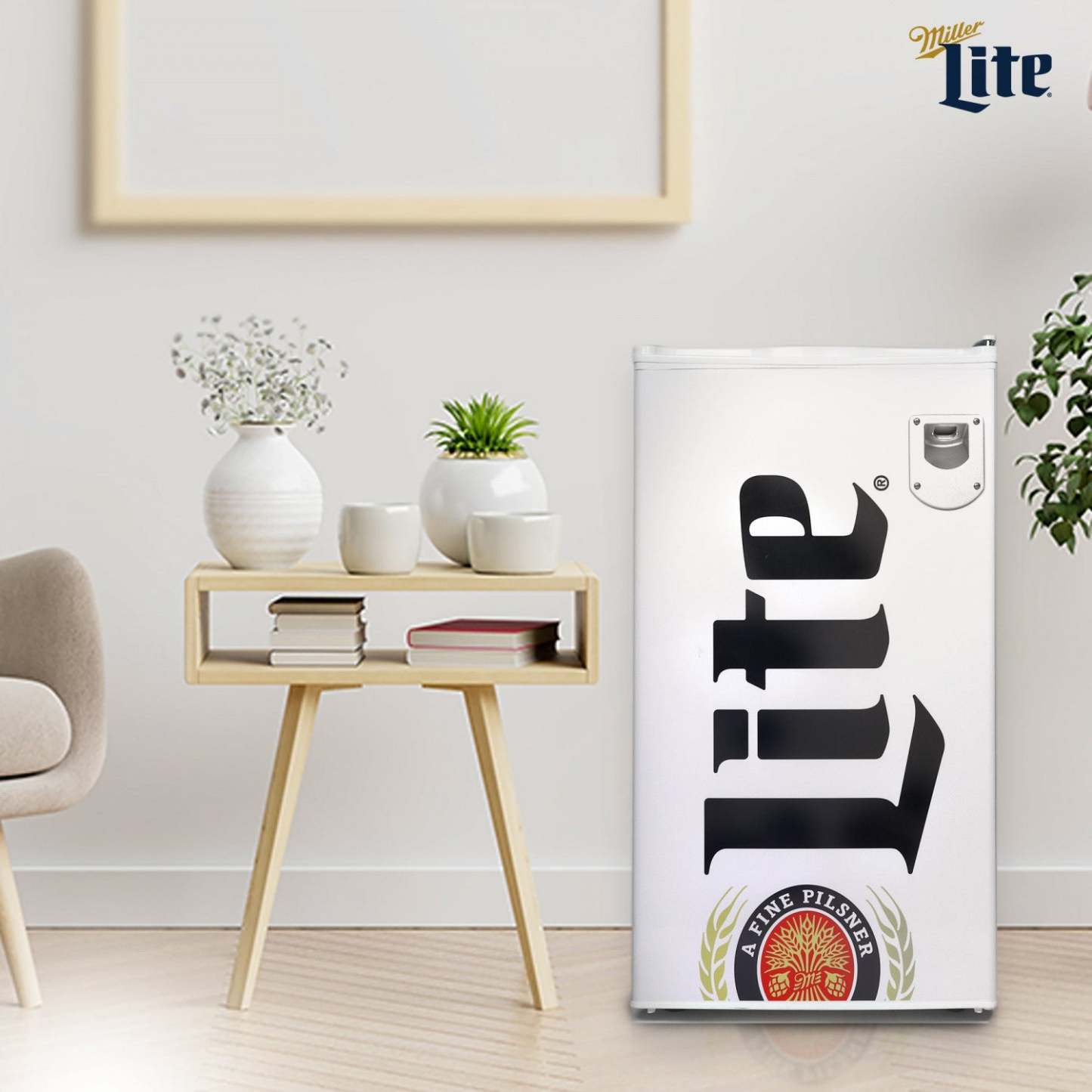Réfrigérateur compact à compresseur Miller Lite 90 litres|Réfrigérateur compact à compresseur Miller Lite de 90 litres
