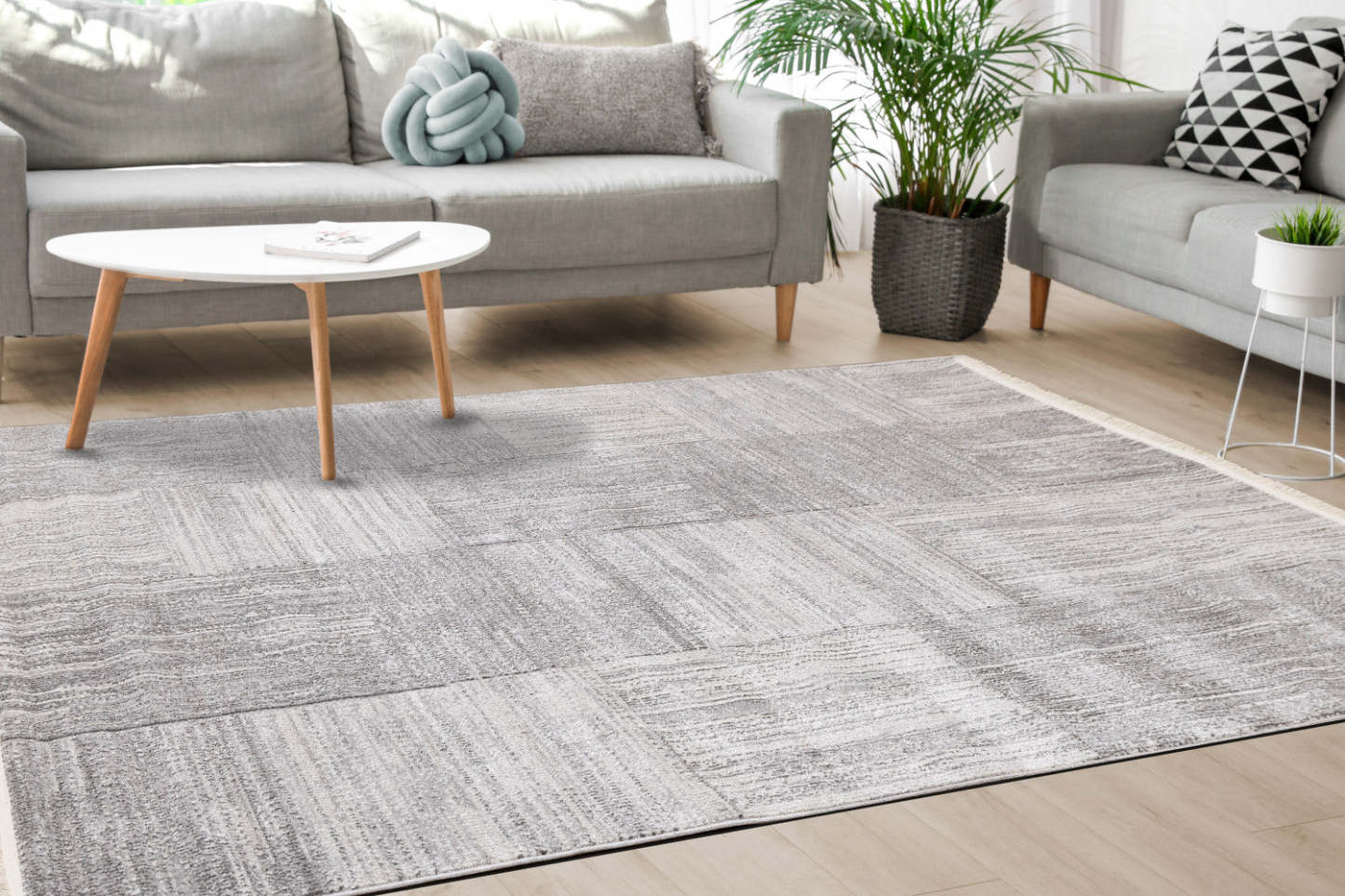 Tapis Eva à motif carrés de vieillis et à franges - 5 pi 3 po x 7 pi 3 po