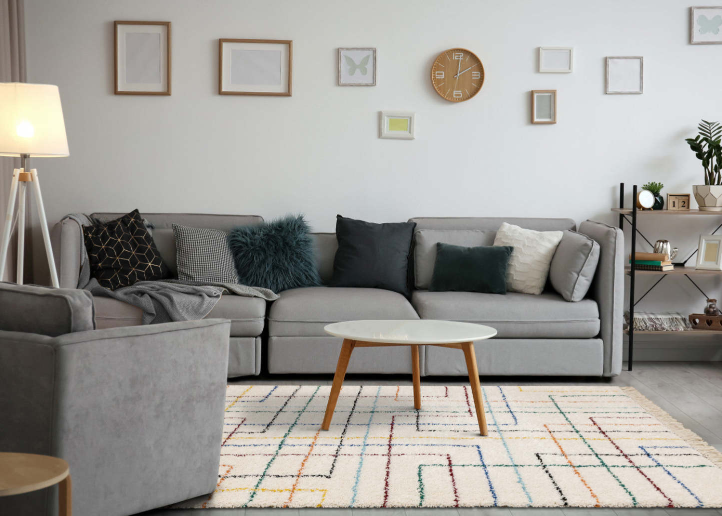 Carpette à poil long Bella avec lignes arc-en-ciel géométrique de style bohème - 5'3 x 7'7