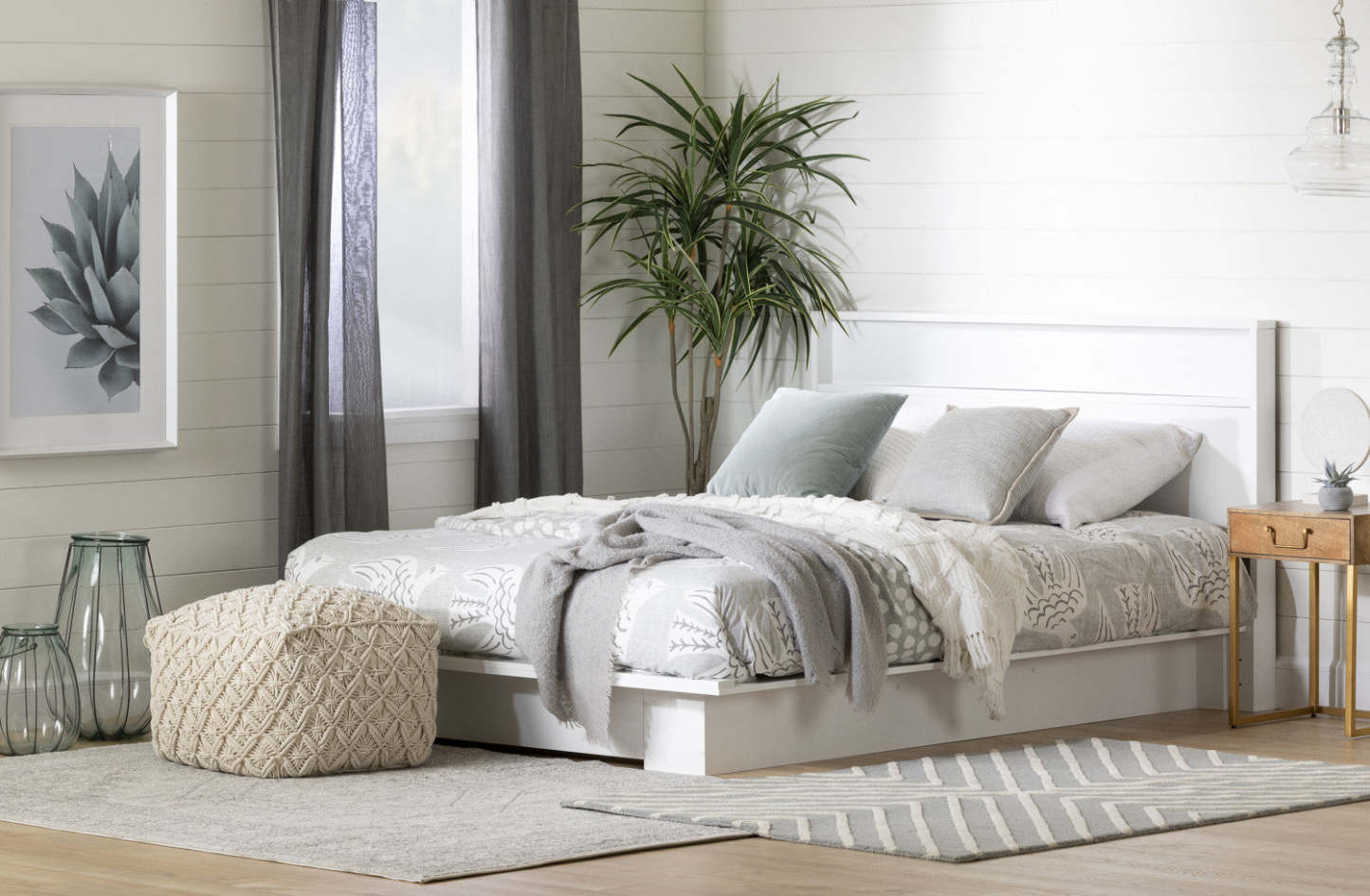 Holland Queen Platform Bed with Drawer - Pure White|Grand lit plateforme Holland avec tiroir - blanc pur