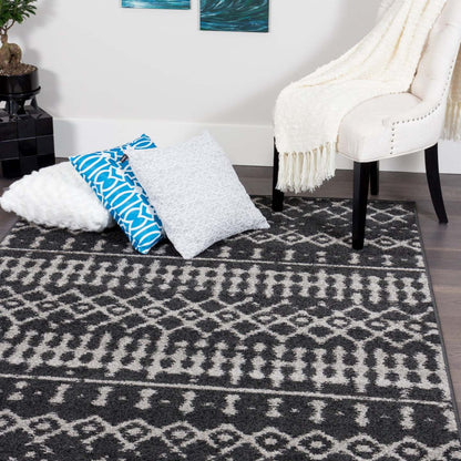 Lav D Grey Mor 5x8 Area Rug|Carpette Lav Diamond grise à motifs marocains 5 x 8|D80G6QK6