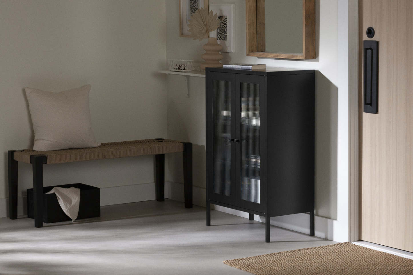 Kodali Glass Door Accent Cabinet - Black|Armoire décorative Kodali avec portes en verre - noire