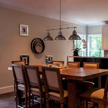 Suspension linéaire en métal rétro style ferme à 3 lumières, type dôme, idéale pour îlot de cuisine.