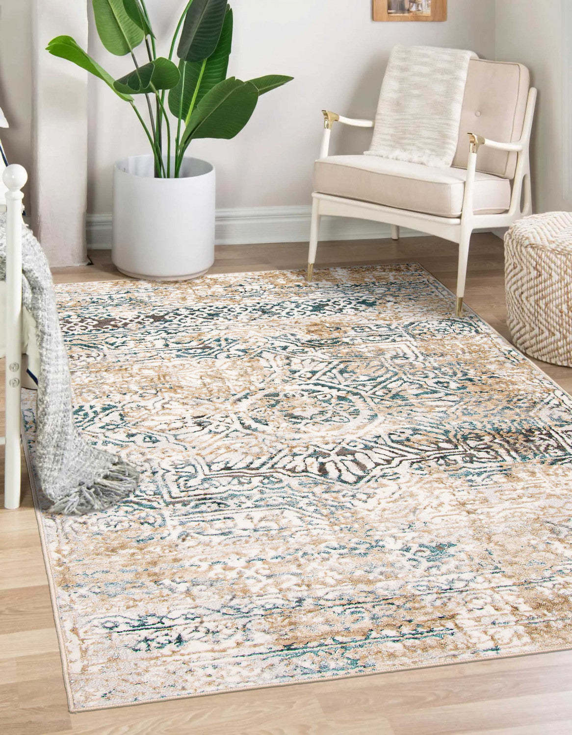 Zoe Ivory Area Rug - 5'0 x 8'0|Tapis Zoe ivoire - 5 pi 0 po x 8 pi 0 po
