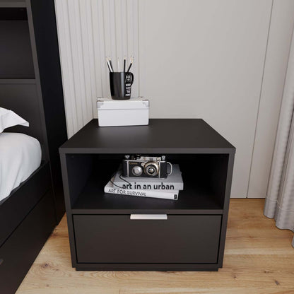 Nordika Hunter Nightstand - Black|Table de nuit Hunter Nordika - noire
