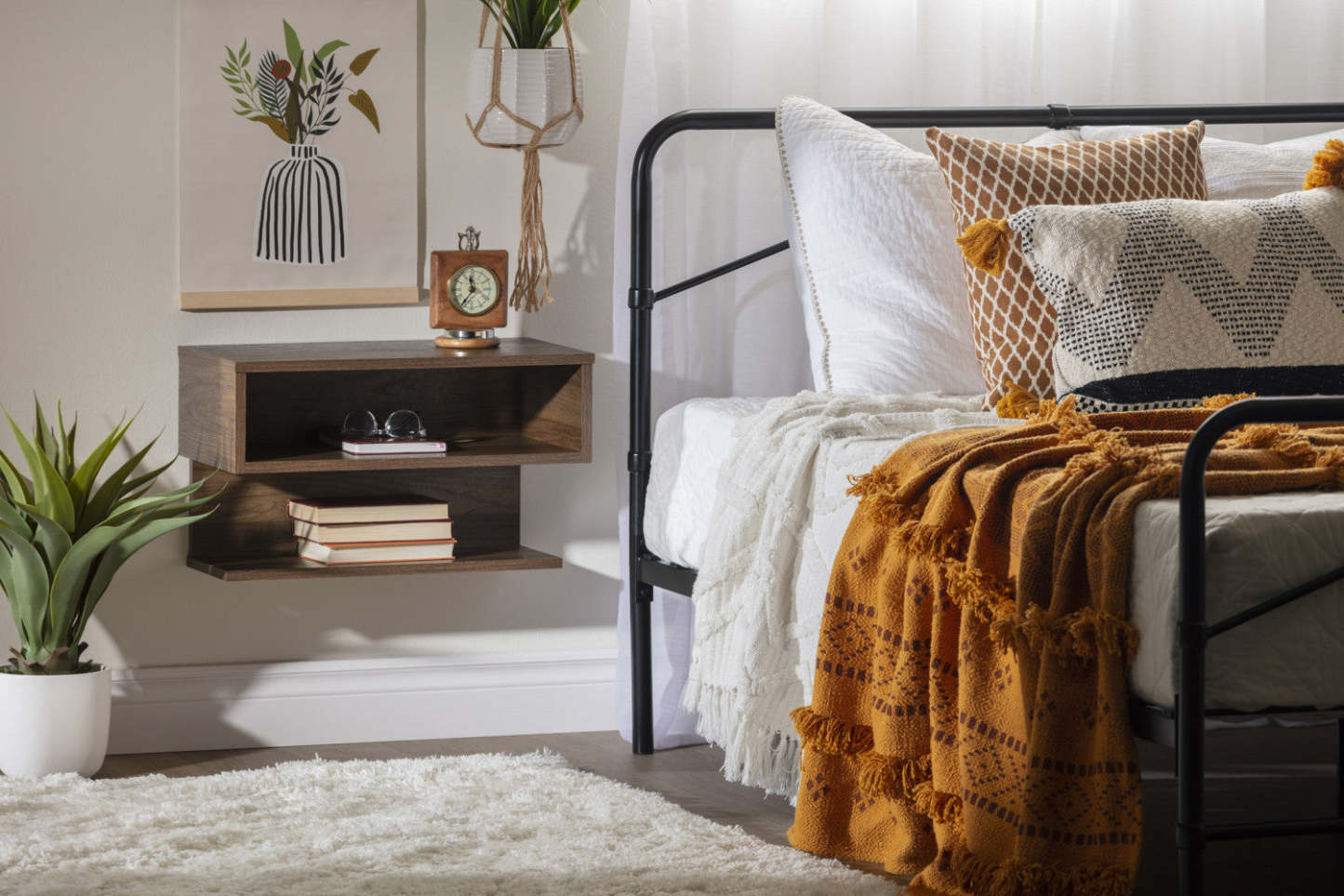 Sazena Table De Chevet Flottante - Noyer Naturel | Sazena Table De Chevet Murale - Noyer Naturel