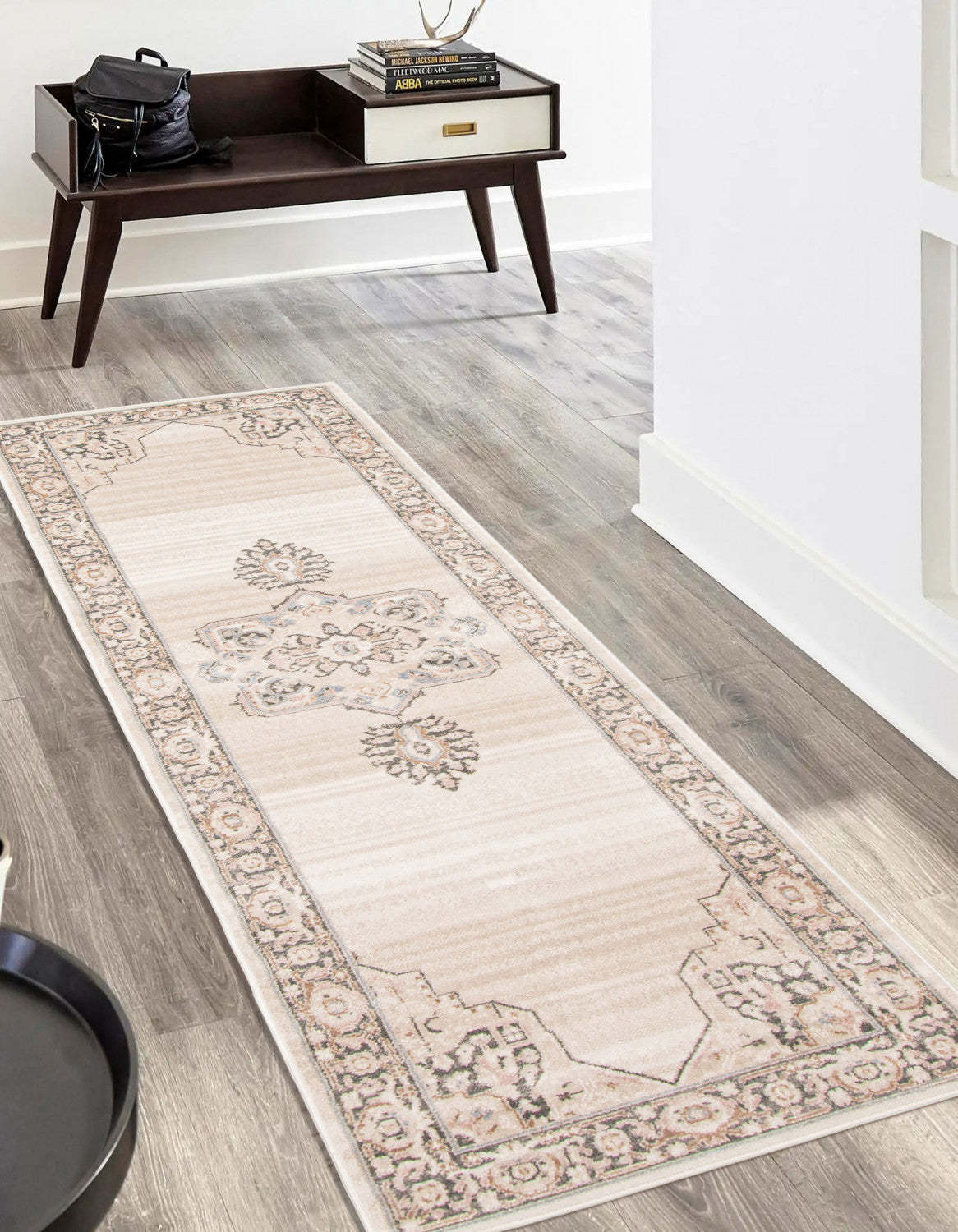 Tapis de passage Myra ivoire - 2'8 X 8'2 | Tapis de couloir Myra ivoire - 2 pi 8 po x 8 pi 2 po