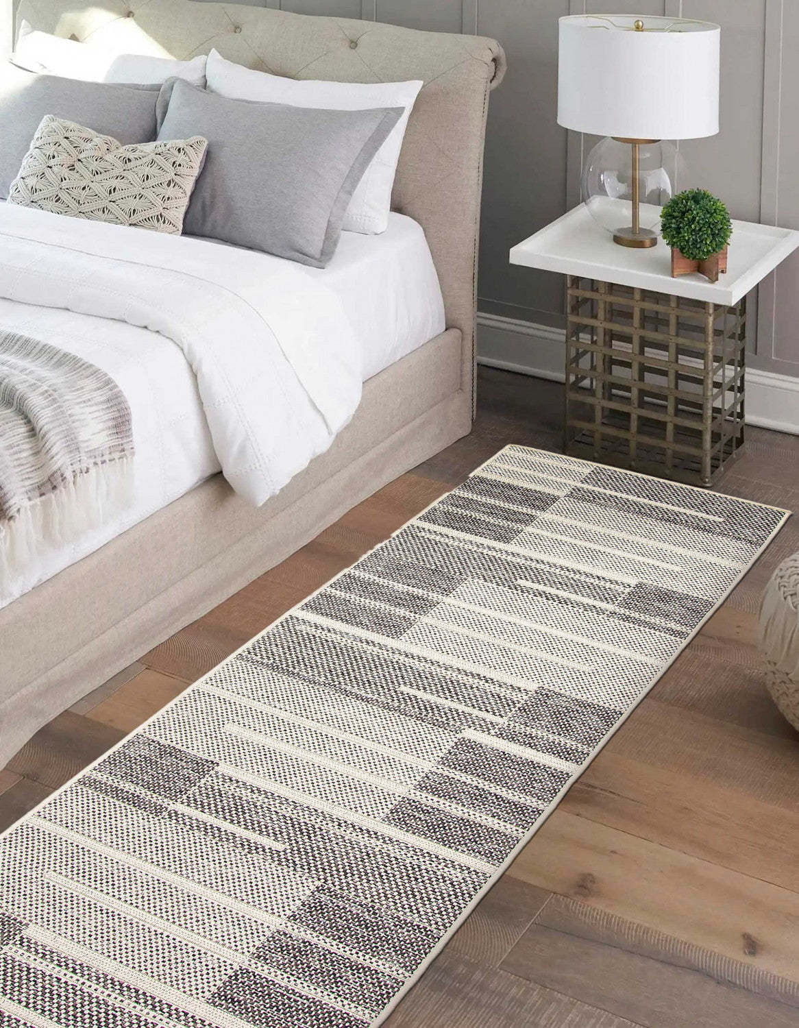 Tapis Atlas Ivoire - 2'8 x 8'2|Carpette Atlas ivoire - 2 pi 8 po x 8 pi 2 po