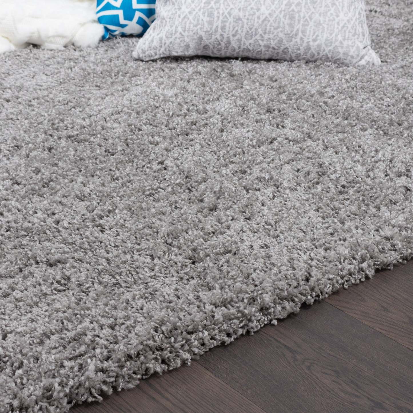 Victoria Light Grey Shag 3 x 5 Area Rug|Carpette à poils longs Victoria gris clair 3 x 5|D80GE4LG
