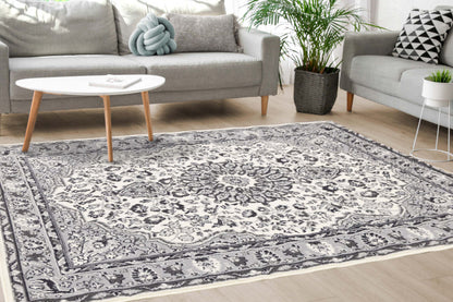 Florence Classic Border Area Rug - 4'7 x 6'7|Tapis de zone à bordure classique Florence - 4 pi 7 po x 6 pi 7 po