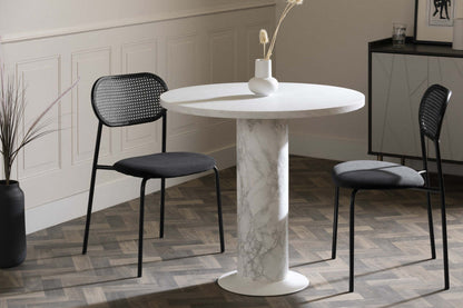 Hype Black Rattan Dining Chair - Set of 2 Black|Chaise de salle à manger Hype noire en rotin - ensemble de 2 en noir