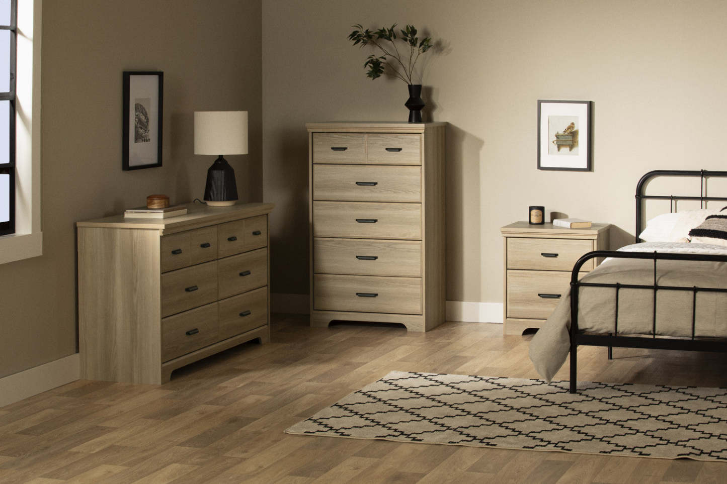 Versa 2-Drawer Nightstand - Frêne naturel|Table de nuit Versa à 2 tiroirs - frêne naturel