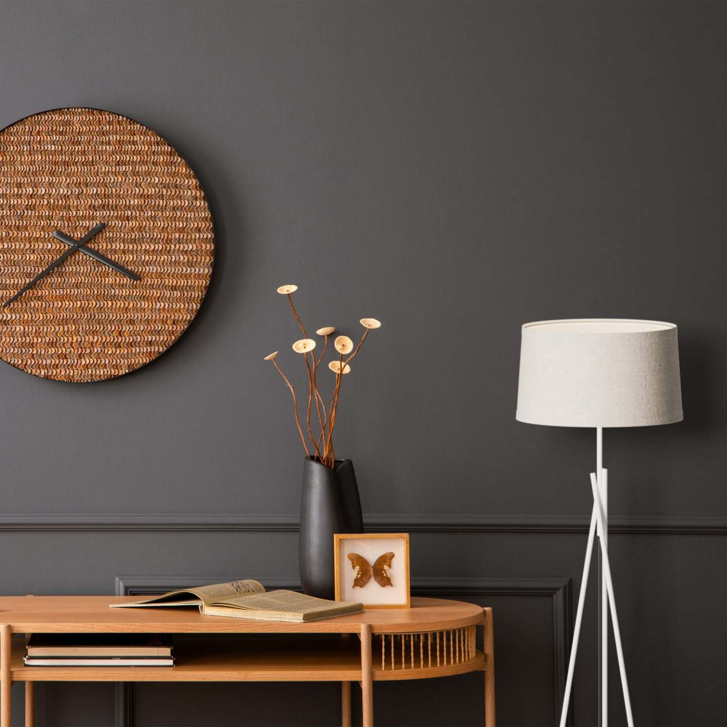 66 Lampadaire blanc élégant à pieds croisés avec abat-jour en tissu | Lampe à pied élégante blanche de 66 po à pattes croisées avec abat-jour en tissu