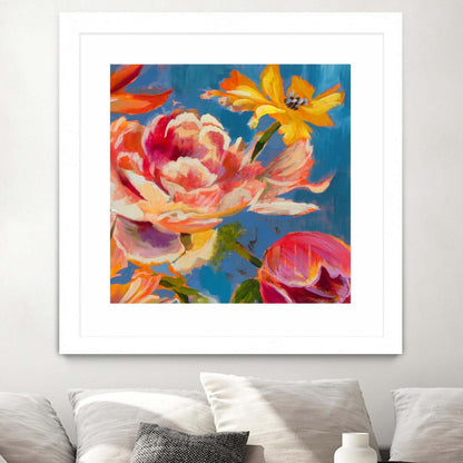 Spring Bouquet V31 Matted and Framed White 36x36 Wall Art|Œuvre d'art murale encadrée blanche et mate « Spring Bouquet V31 » 36 x 36