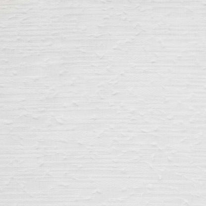 Habitat Boucle White Sheer Grommet Curtain Panel - 52 x 63|Panneau de rideau transparent à œillets Boucle blanc d'Habitat - 52 x 63