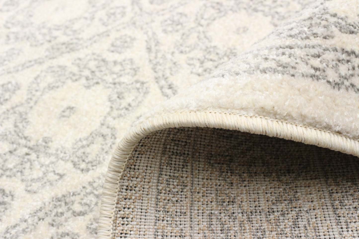 Tapis Elita ivoire - 6'7 x 9'6|Carpette Elita ivoire - 6 pi 7 po x 9 pi 6 po|D29A0A24