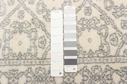 Elita Ivory Area Rug - 2'7 x 8'0|Carpette Elita ivoire - 2 pi 7 po x 8 pi 0 po|D297L70C