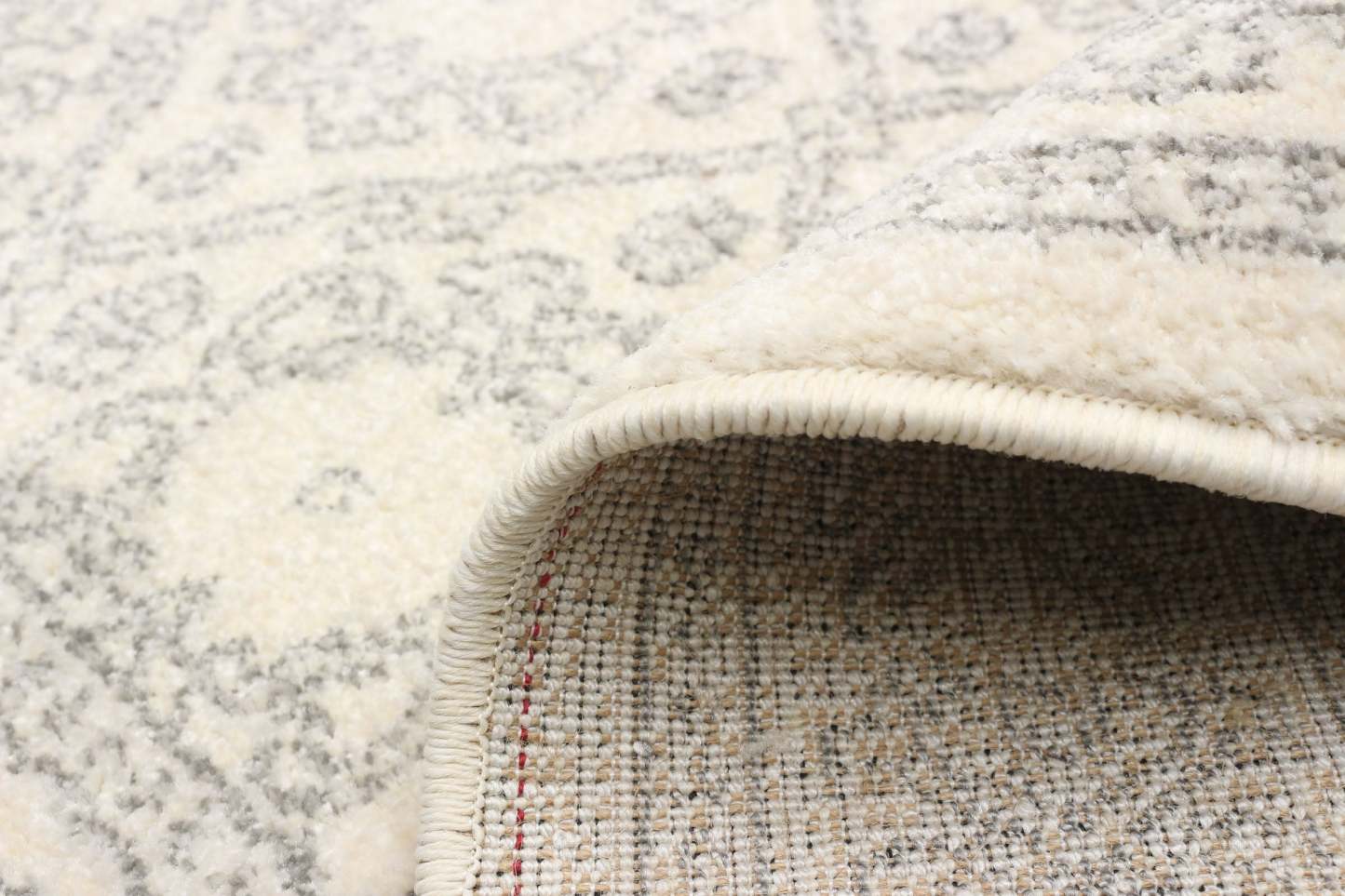 Elita Ivory Area Rug - 2'7 x 8'0|Carpette Elita ivoire - 2 pi 7 po x 8 pi 0 po|D297L70C