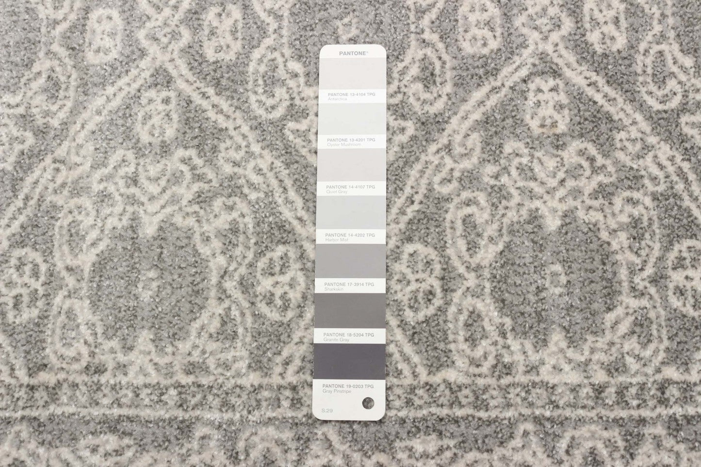 Tapis Elita gris - 2'7 X 8'0|Carpette Elita grise - 2 pi 7 po x 8 pi 0 po|D29N98ZN