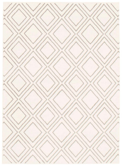 Tapis August Geod Blanc-Gris 7'10 x 10'2|Carpette August blanc géodegris 7 pi 10 po x 10 pi 2 po|D86F7VBB