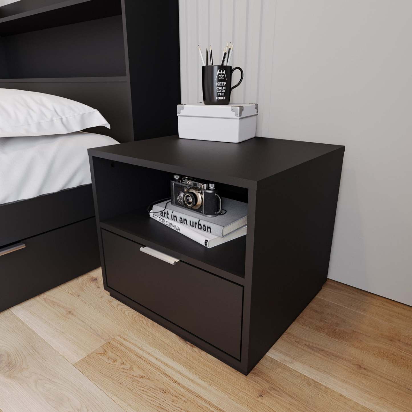Nordika Hunter Nightstand - Black|Table de nuit Hunter Nordika - noire