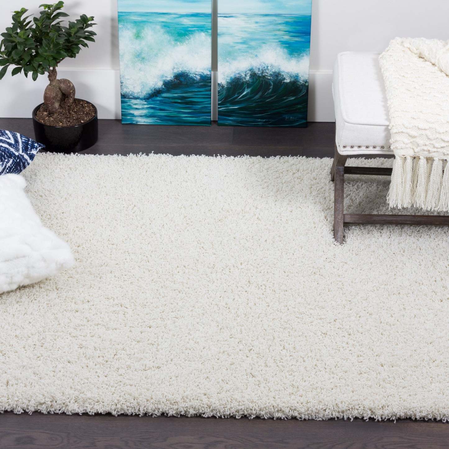 Victoria Cream Shag 3 x 5 Area Rug|Carpette à poils longs Victoria crème 3 x 5|D80G63FT