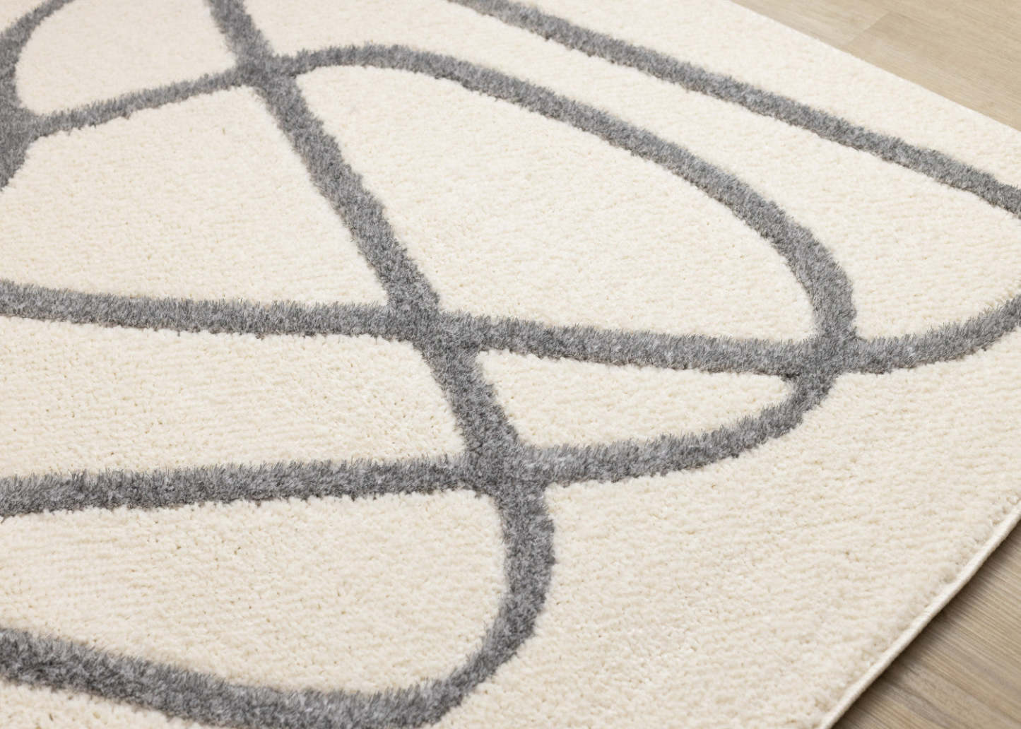 Tapis Sullivan Cream Grey Winding Path Area Rug - 7'10 x 10'6|Carpette Sullivan crème et grise à motif de chemin sinueux - 7 pi 10 po x 10 pi 6 po