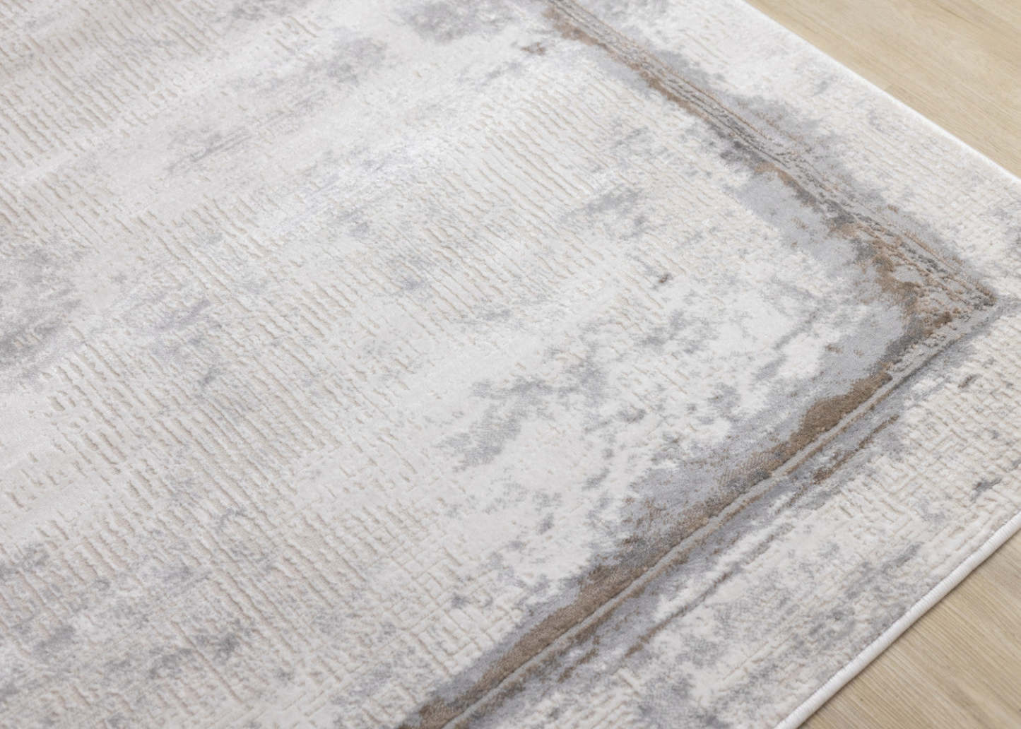 London Distressed Border Area Rug - 7'10 x 10'6|Carpette London à bordure vieillie - 7 pi 10 po x 10 pi 6 po