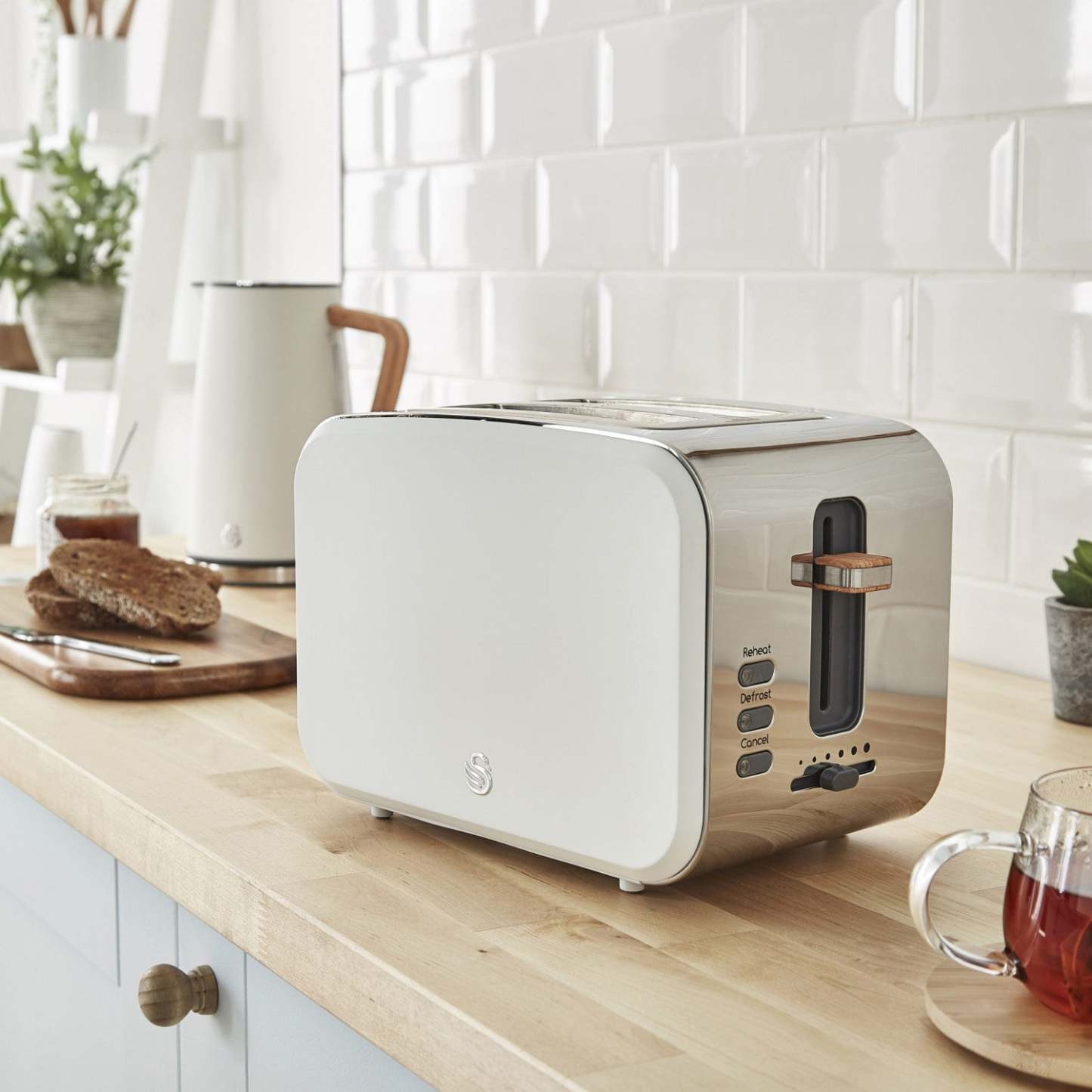 Salton Swan Nordic 2-Slice Toaster - ST14610WHTN|Grille-pain Swan à 2 tranches de style nordique - ST14610WHTN