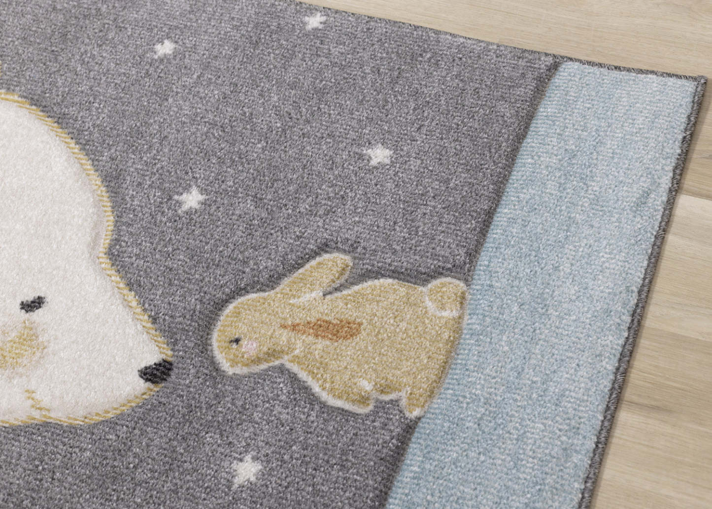 Kids Polar Bear Rabbit Area Rug - 5'3 x 7'7|Carpette à motif d'ours polaire avec lapin pour enfants - 5 pi 3 po x 7 pi 7 po