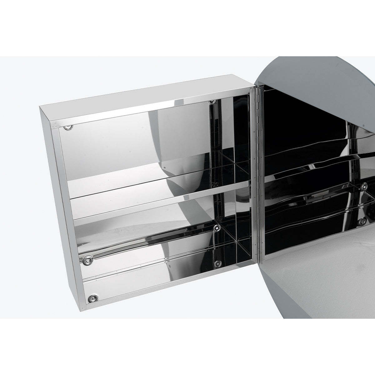 Armoire à pharmacie Julee avec miroir - Argenté|Armoire à pharmacie Julee avec miroir - argentée