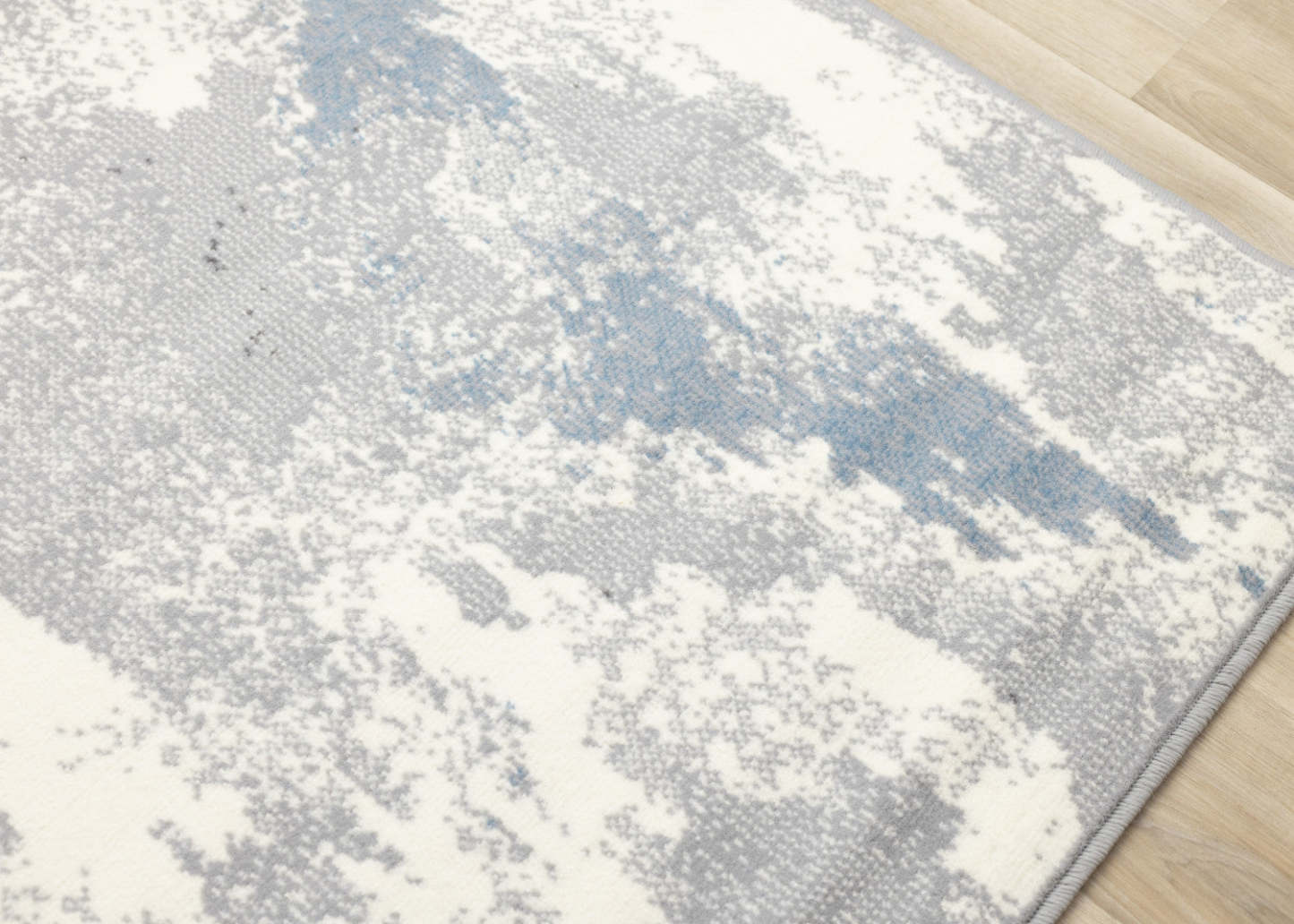 Florence Washed Damask Indoor Area Rug - 4'7 x 6'7|Tapis d'intérieur à motif damassé délavé Florence - 4 pi 7 po x 6 pi 7 po