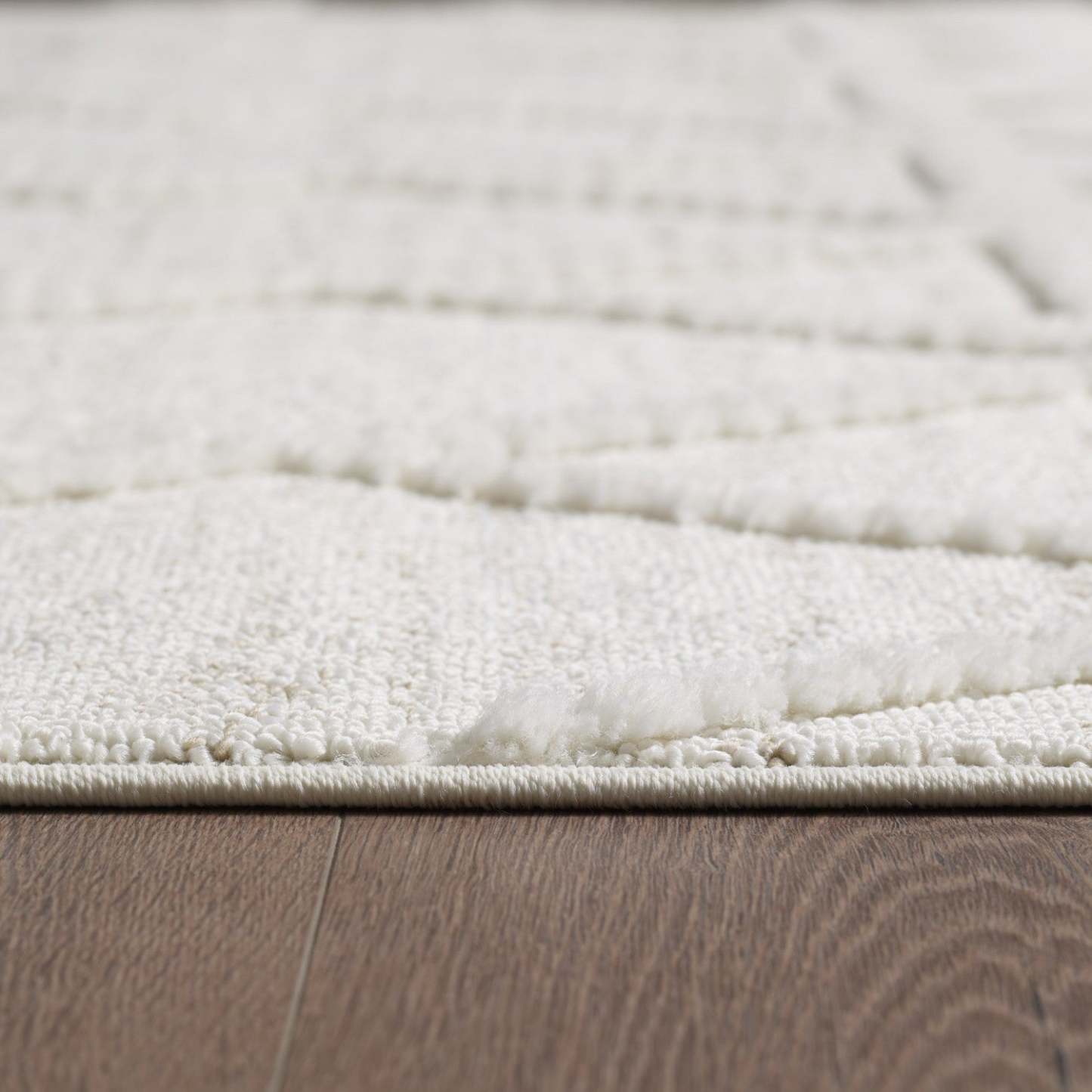 Quinto Rhombus Shag Area Rug - 2'7 x 8'|Carpette à poil long Quinto Rhombus - 2 pi 7 po x 8 pi