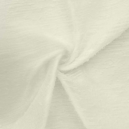 Habitat Boucle Off White Sheer Grommet Curtain Panel - 52 x 108|Panneau de rideau transparent à œillets Boucle blanc cassé d'Habitat - 52 x 108