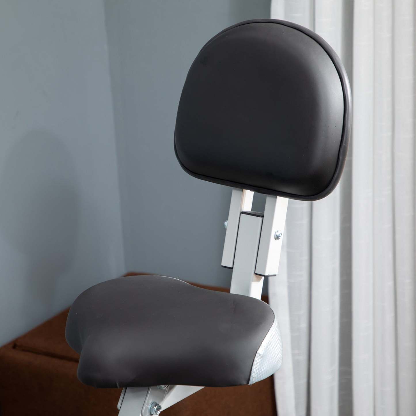 Soozier Velo D'exercice D'entraînement Vertical Pliable Avec 8 Niveaux De Résistance Magnétique Pour