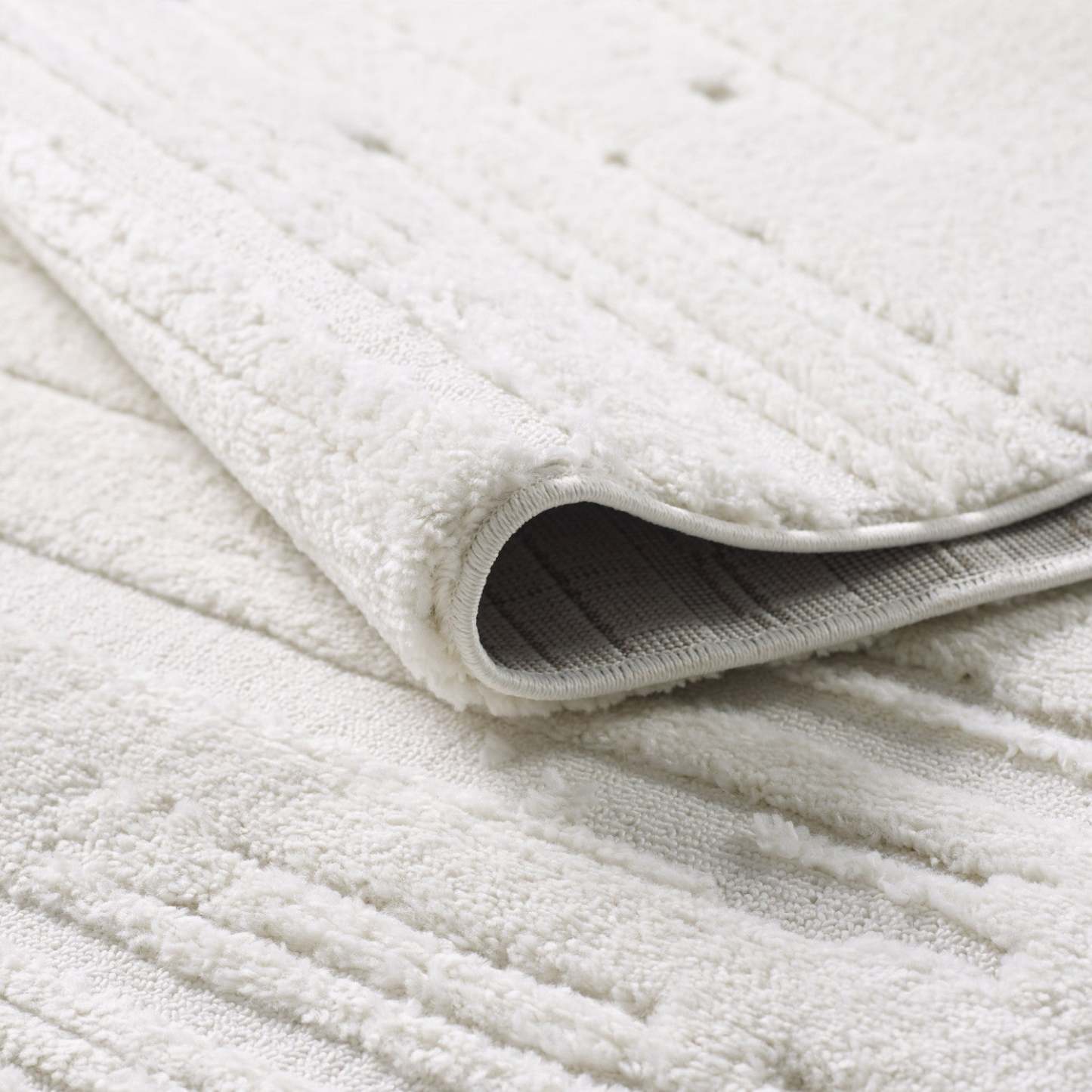 Carpette à poil long Quinto crème à motif de vagues - 2 pi 7 po x 8 pi