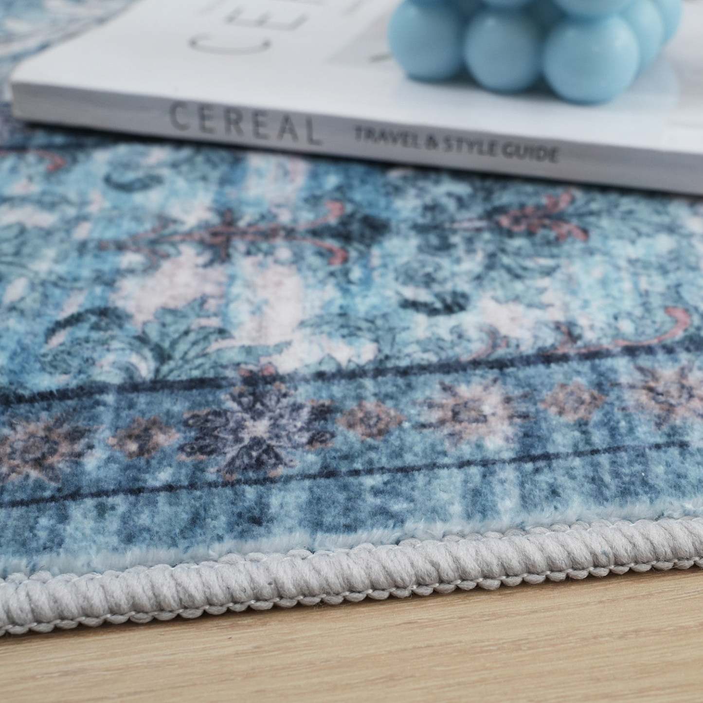 Aqua Green Flora Tapis lavable antidérapant à poils courts 5' x 7' | Tapis Vert Floral Lavable Antidérapant à Poils Ras 5'x7'