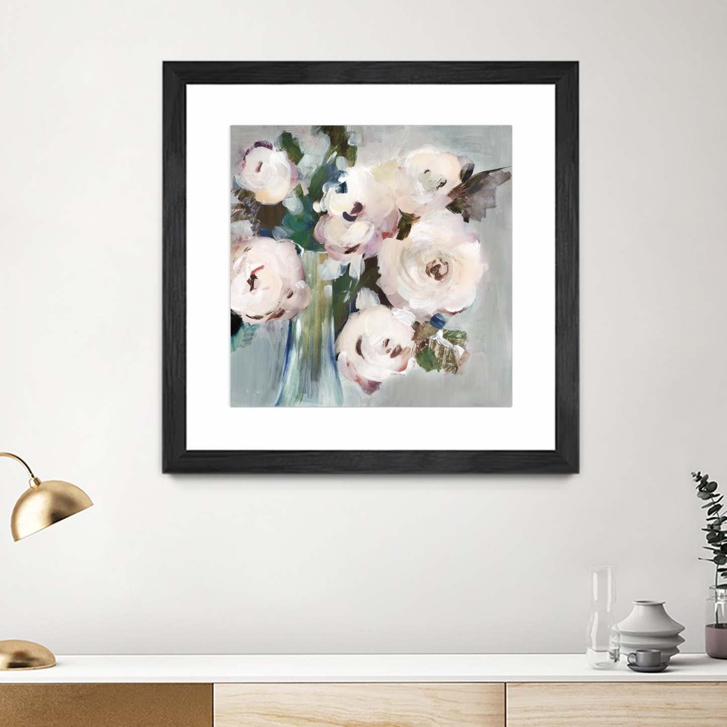Bouquet Rose Pâle I Matted and Framed Black 30x30 Wall Art|Œuvre d'art murale encadrée noire et mate « Bouquet Rose Pâle I » 30 x 30