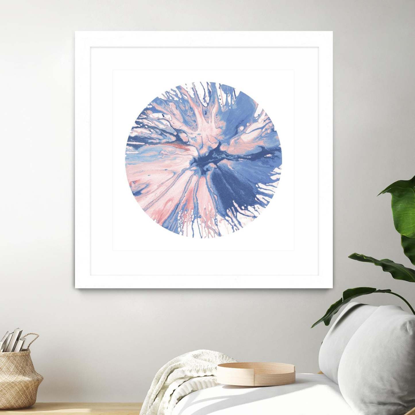 Spin Art 21 Matted and Framed White 36x36 Wall Art|Œuvre d'art murale imprimée blanche et mate « Spin Art 21 » 36 x 36