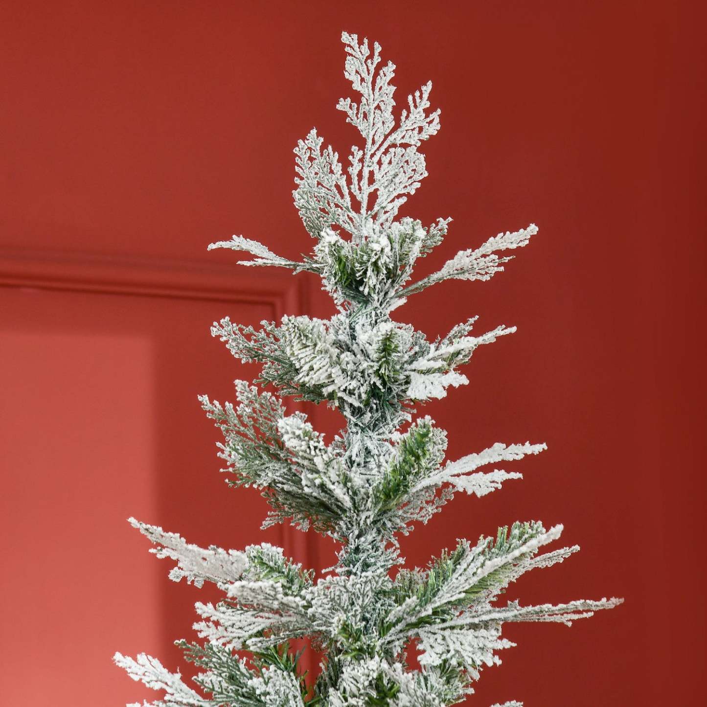 Homcom Cyprès d'arbre de Noël artificiel floqué de neige de 7,5 pieds|Homcom Cypres D'arbre De Noël Artificiel Floconné De Neige