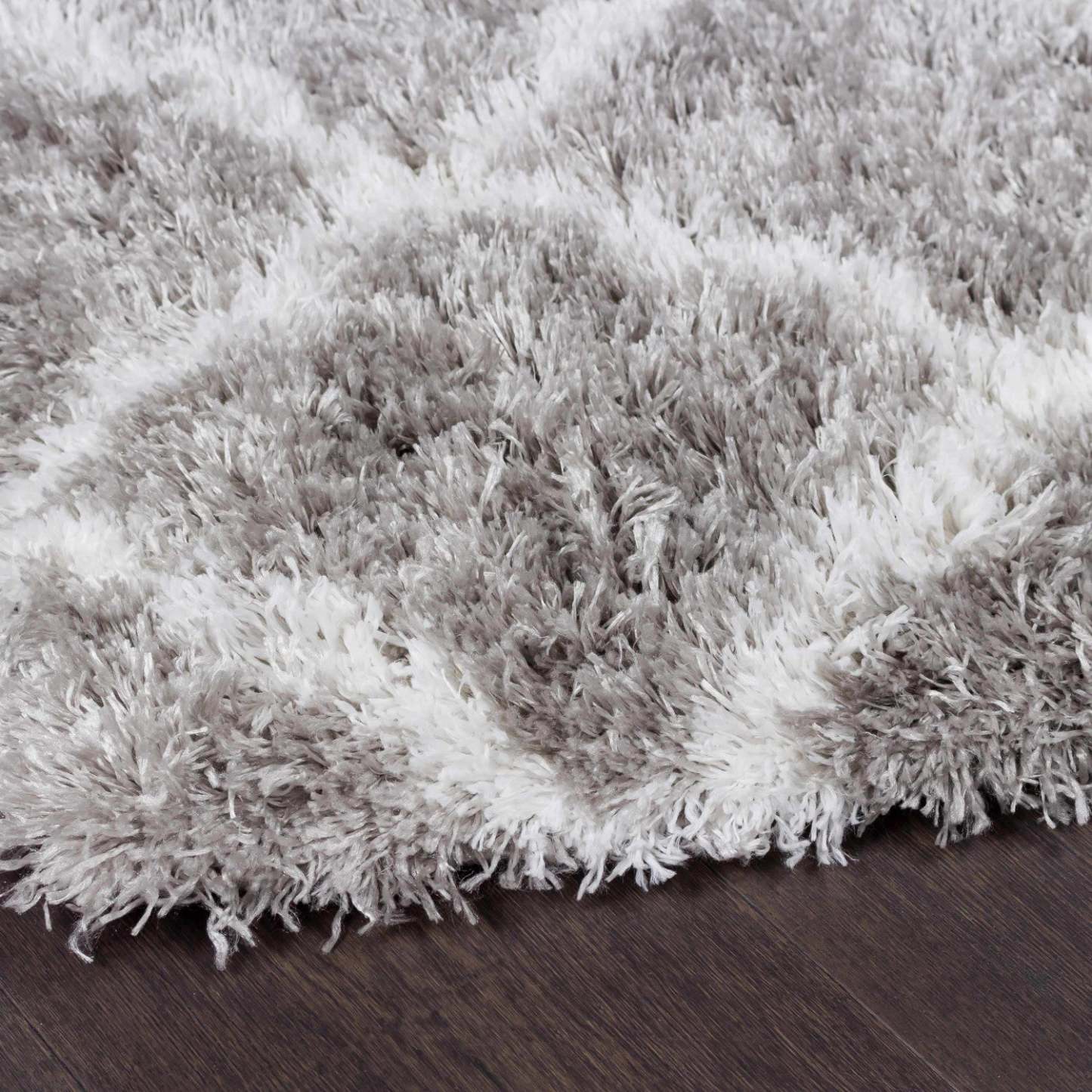 Ker Grey Lat 5x8 Area Rug|Carpette Ker grise à motifs de diamants 5 x 8|D80G9NY7