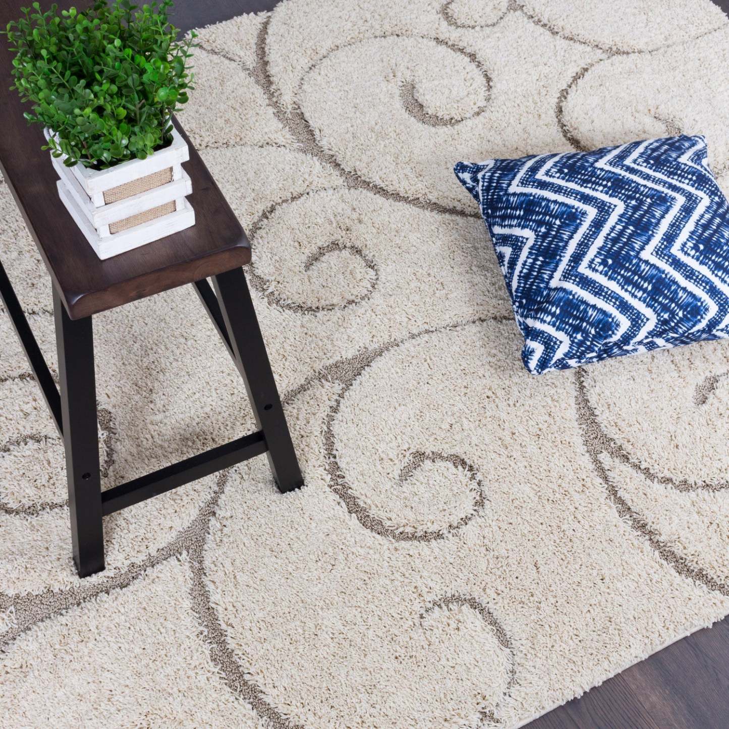 Oakville Cream Curves 3x5 Area Rug|Carpette Oakville Curves crème 3 x 5|D80GUG4P