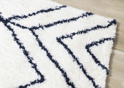 Taylor Diamonds Shag Area Rug - 7'10 x 10'6|Carpette à poil long Taylor à motif de diamants - 7 pi 10 po x 10 pi 6 po