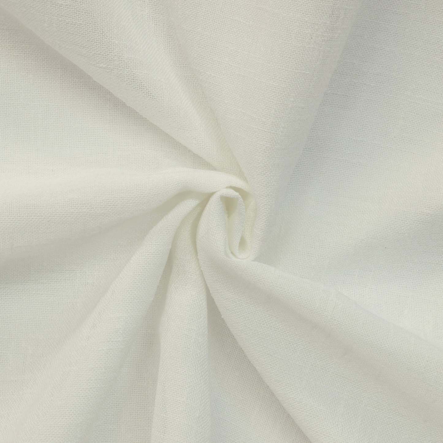 Habitat Sierra White Light Filtering Dual Header Curtain Panel - 52 x 84|Panneau de rideau filtrant la lumière Sierra blanc à double têtes d'Habitat - 52 x 84