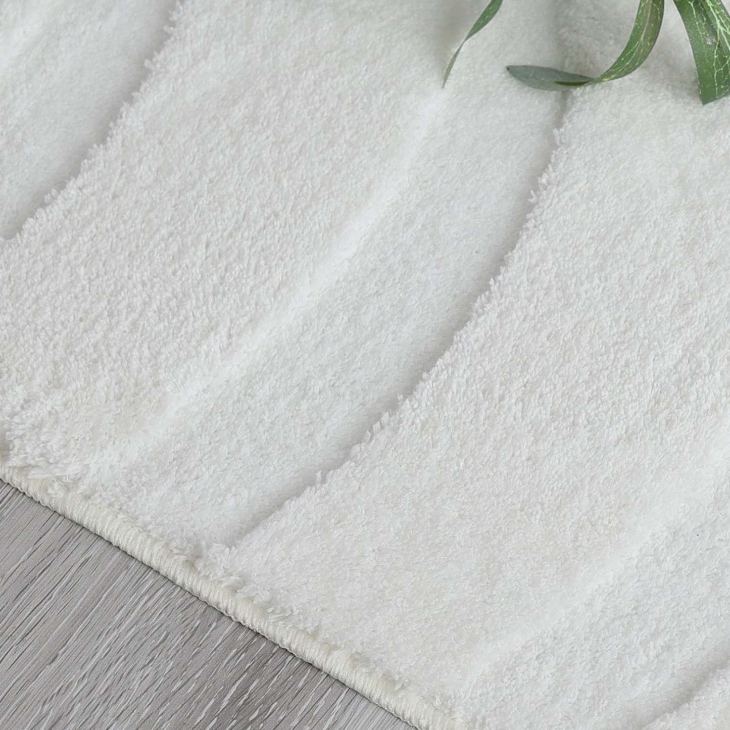 Tapis Lavable A Poils Longs Motif Vagues Blanc Perle 5'x7'