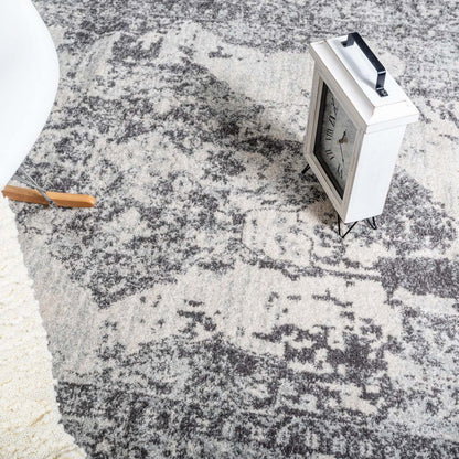 Roma Diamond Grey 5x8 Area Rug|Carpette Roma grise à motifs de diamants 5 x 8|D80GPHSQ