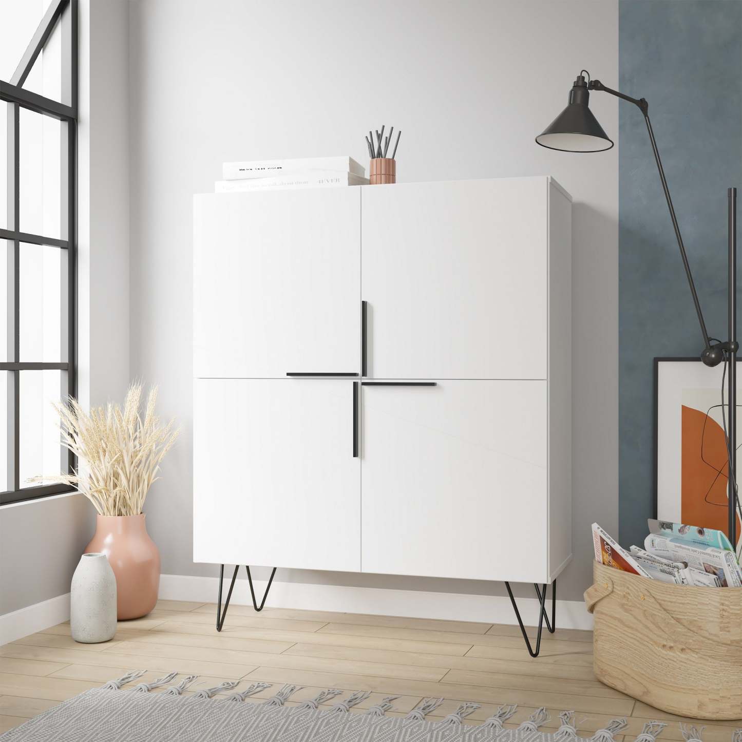 Manhattan Comfort Beekman Low 4-Shelf Accent Cabinet - Blanc|Petite armoire décorative Beekman de Manhattan Comfort avec 4 tablettes - blanche