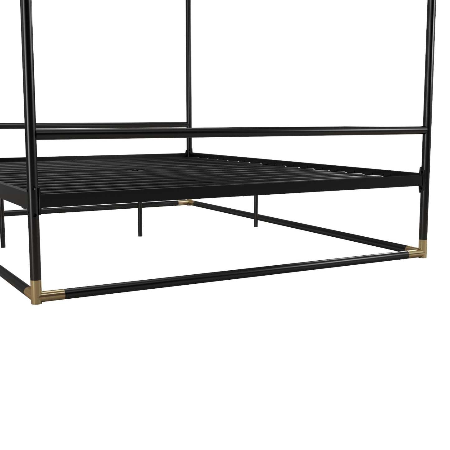Cosmoliving By Cosmopolitan Celeste Canopy Metal Queen Bed - Black/Gold|Grand lit à baldaquin Celeste de Cosmoliving By Cosmopolitan en métal - noir et doré